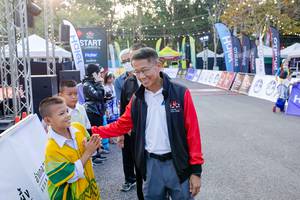 BIB: 
                            <button type="button" onclick="openModal(13716110)" class="btn btn-primary btn-sm float-right btn-popup" data-toggle="modal" data-target=".modal-high-quality">
                        <i class="fas fa-shopping-cart"></i> Add to Cart
                    </button>
                                            <button type="button" onclick="isThisMe(13716110, true)" class="btn btn-success btn-sm float-right btn-popup btn-isme hidden" data-toggle="tooltip" data-placement="bottom" title="นี่คือรูปของคุณใช่ไหม คลิกที่นี่เพื่อเอาเข้าอัลบั้ม">
                        <i class="fas fa-plus"></i> Add to album
                    </button>
                    <button type="button" onclick="isThisMe(13716110, false)" class="btn btn-warning btn-sm float-right btn-popup btn-isnotme hidden">
                        <i class="fas fa-ban"></i> Remove from album
                    </button>